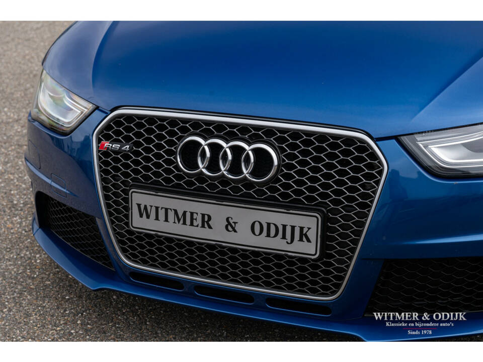 Image 14/32 of Audi RS4 Avant (2014)