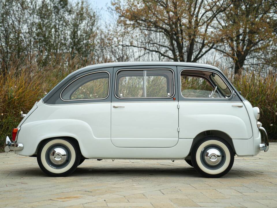 Image 5/50 of FIAT 600 D Multipla (1963)