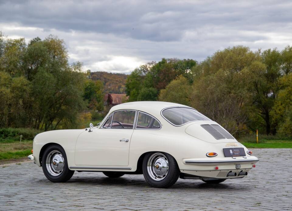 Image 3/39 de Porsche 356 B Carrera 2/2000 GS (1963)