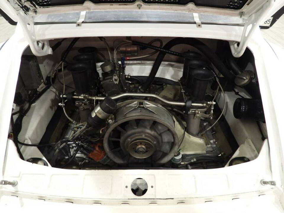 Immagine 11/15 di Porsche 911 SC 3.0 (1989)