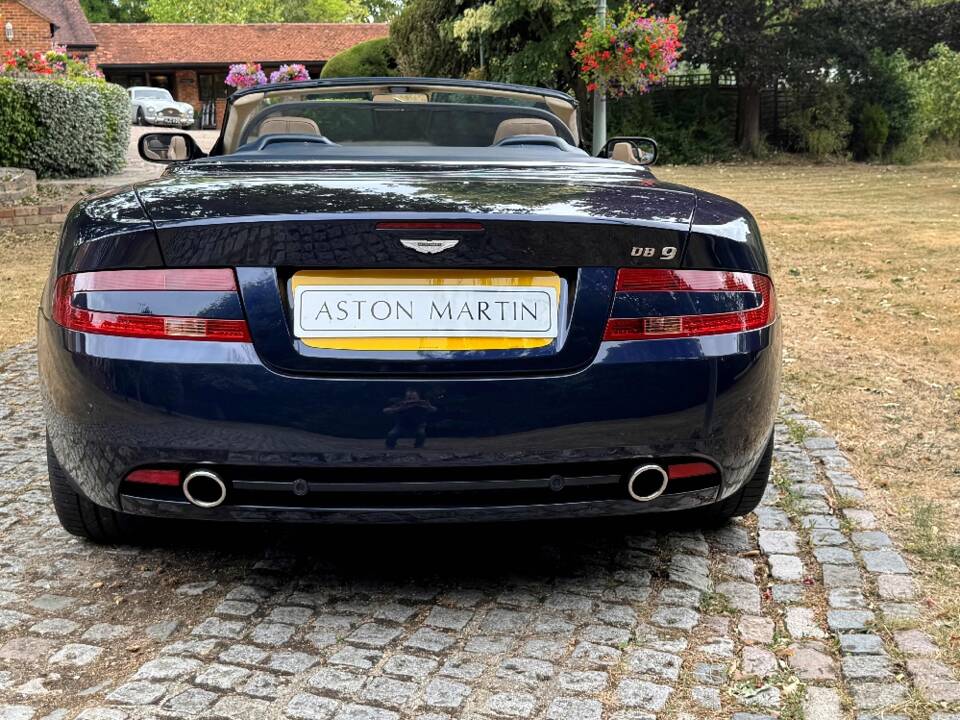 Bild 15/30 von Aston Martin DB 9 Volante (2006)