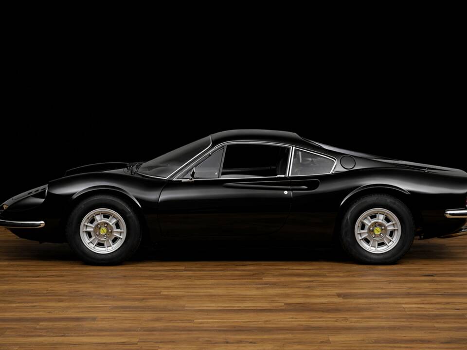 Bild 2/20 von Ferrari Dino 246 GT (1972)