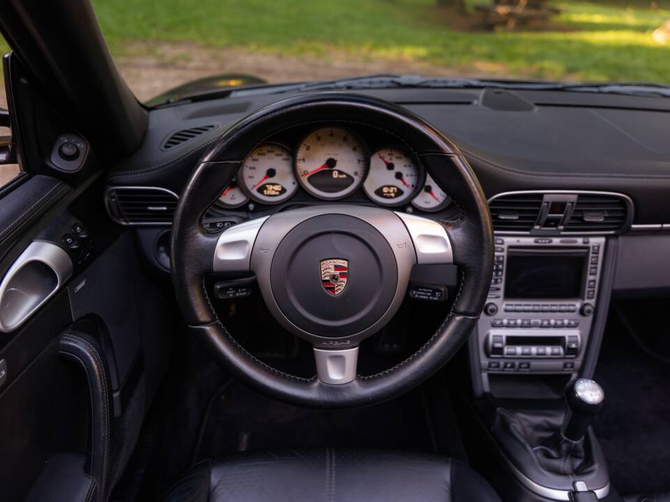 Bild 13/14 von Porsche 911 Carrera S (2007)