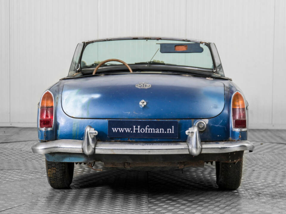 Bild 13/50 von MG MGB (1963)