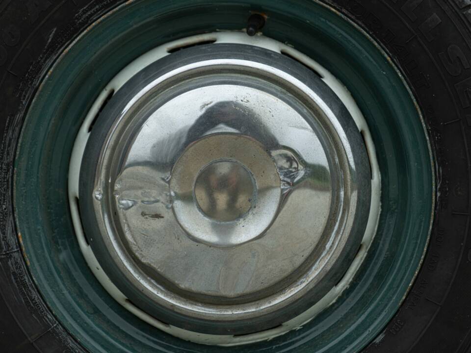 Image 18/50 of FIAT 1400 B (1958)