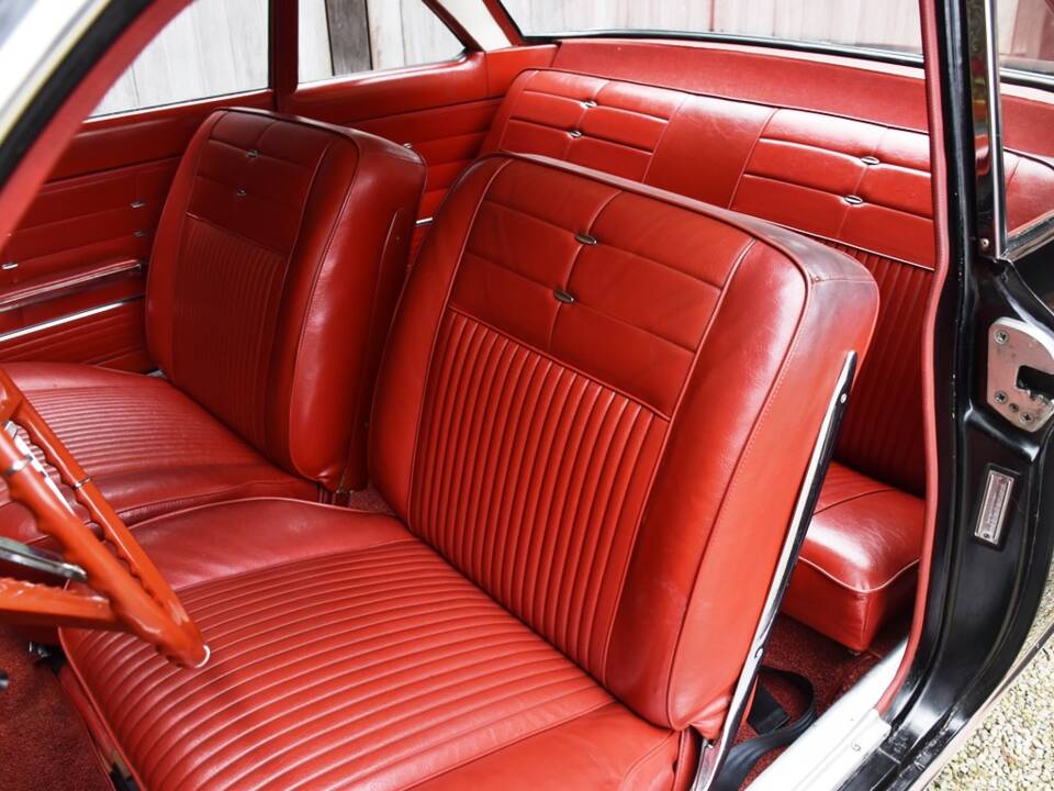 Bild 21/38 von Chevrolet Corvair Monza Coupe (1963)