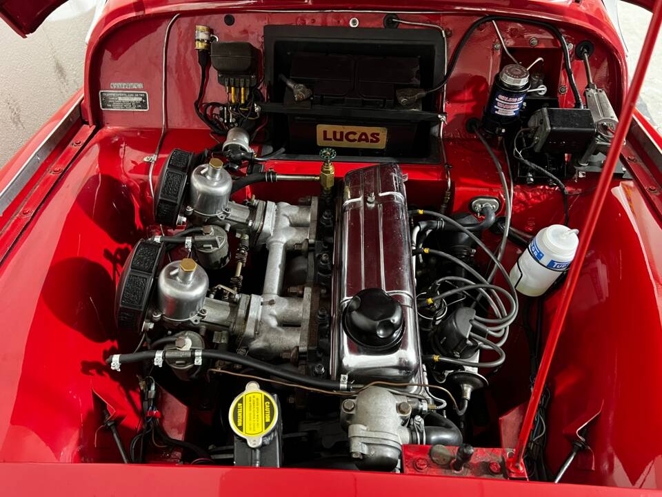 Image 2/10 of Triumph TR 3A (1960)