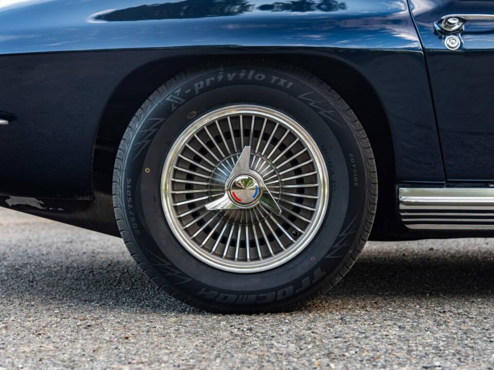 Image 7/18 of Chevrolet Corvette Sting Ray (1964)