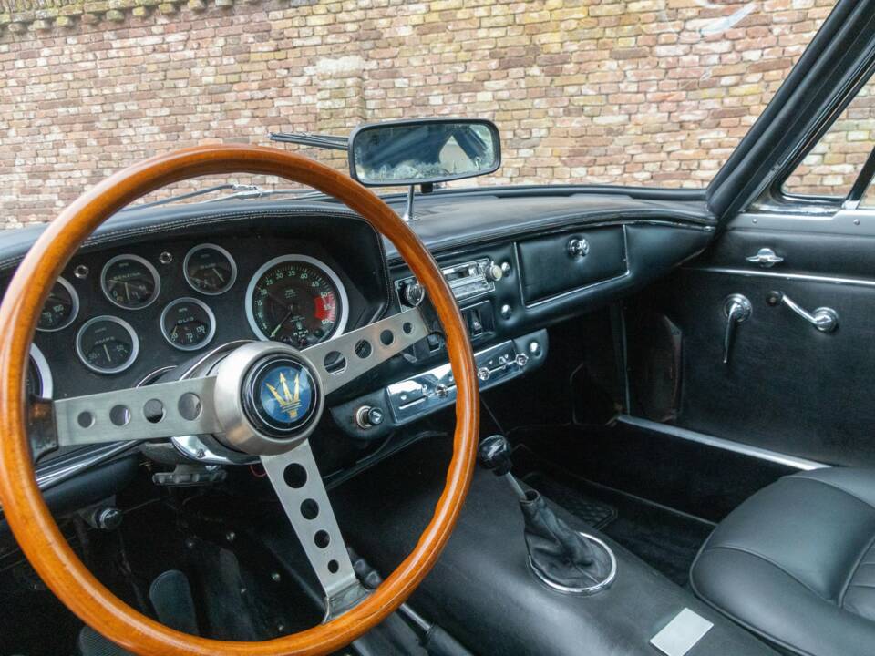 Image 32/50 of Maserati Mistral 4000 (1966)