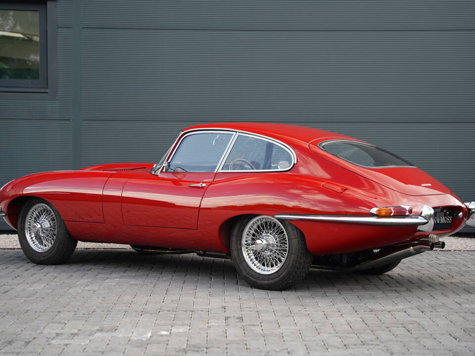 Imagen 2/50 de Jaguar E-Type 3.8 (1962)