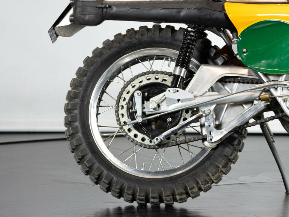 Image 40/50 de KTM DUMMY (1973)
