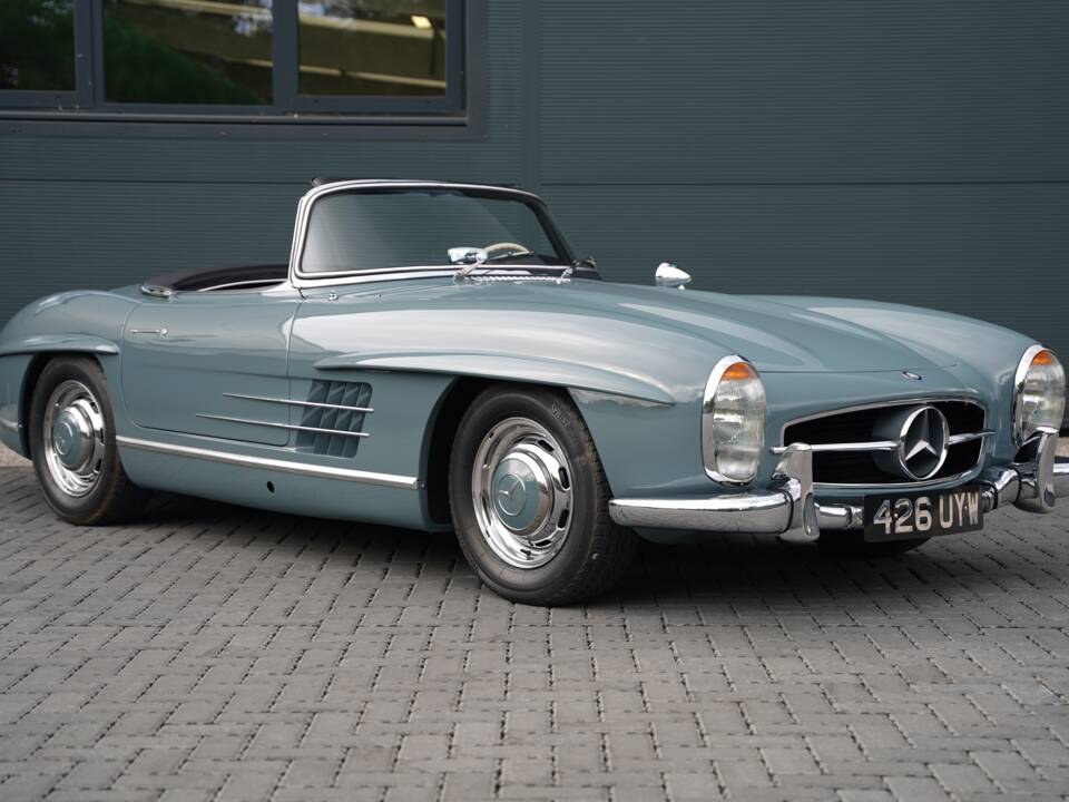 Image 3/43 of Mercedes-Benz 300 SL Roadster (1960)