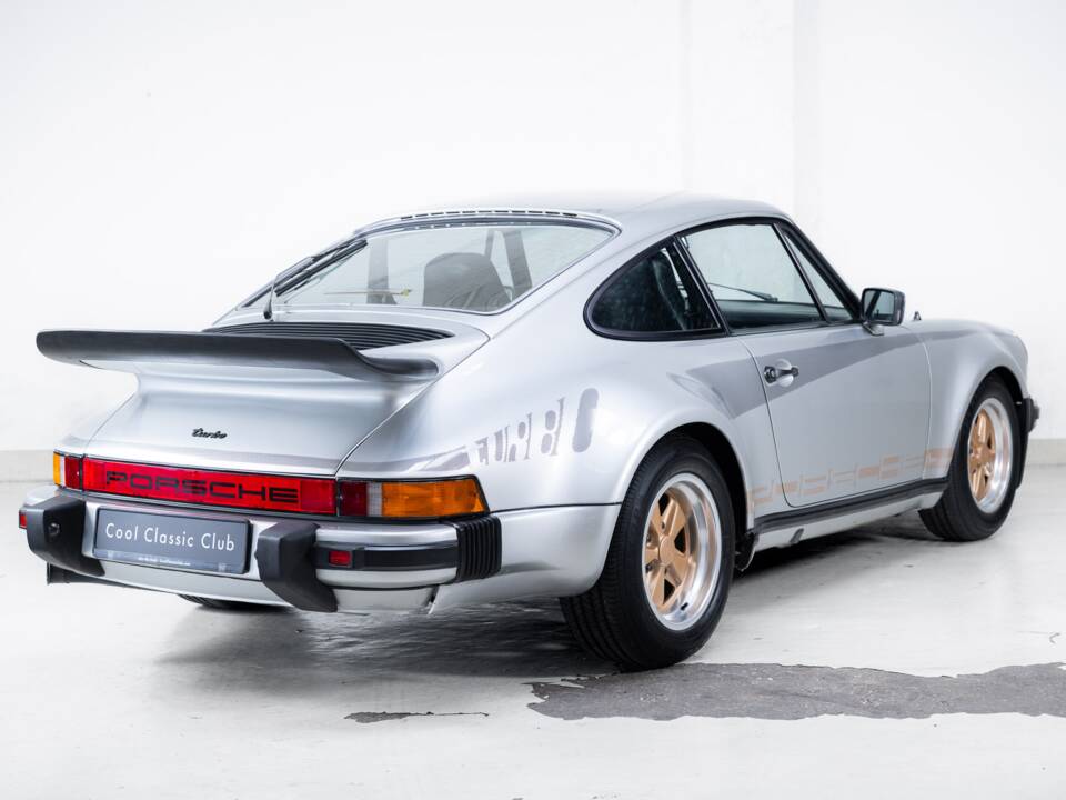 Afbeelding 6/44 van Porsche 911 Turbo 3.0 (1975)