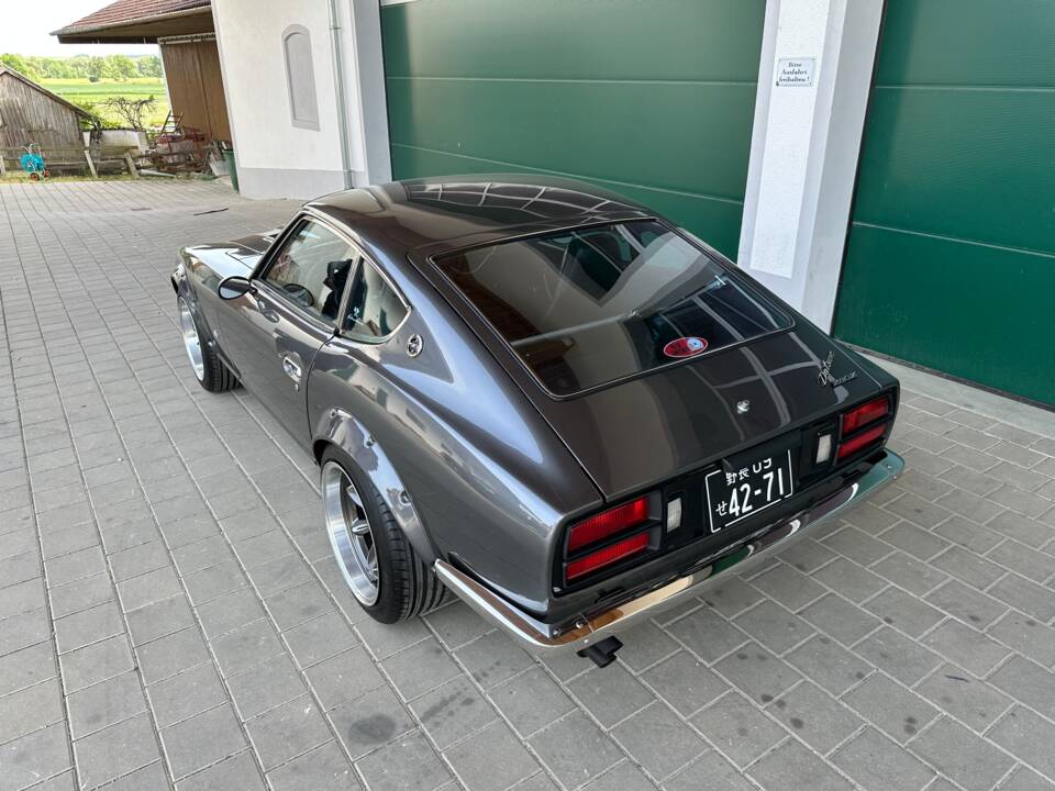 Image 7/64 of Datsun 280 Z (1976)