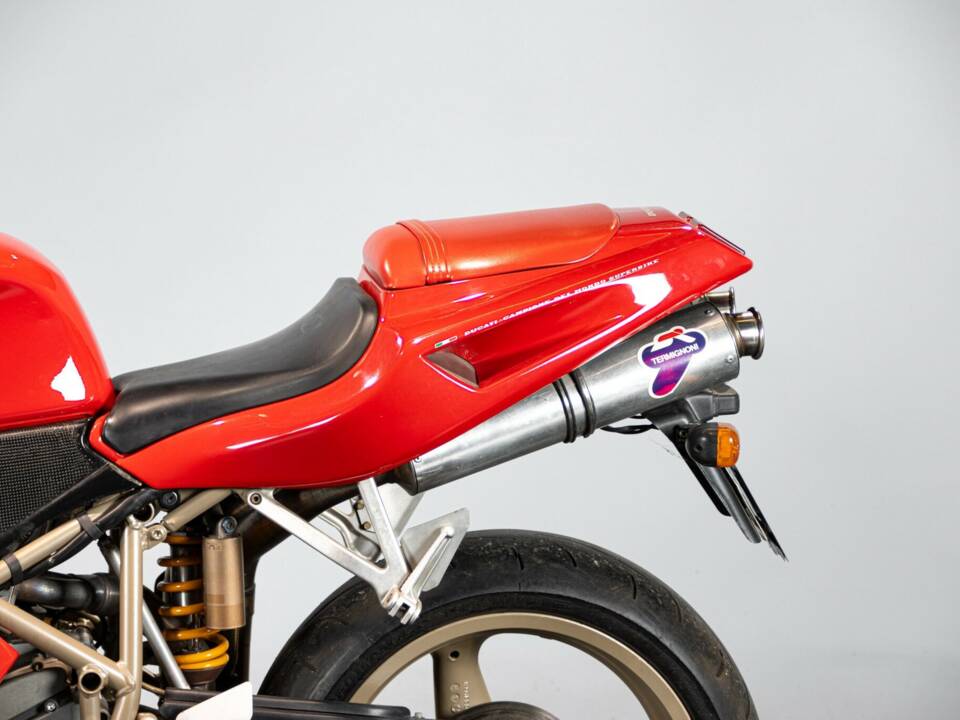 Immagine 33/50 di Ducati DUMMY (2000)