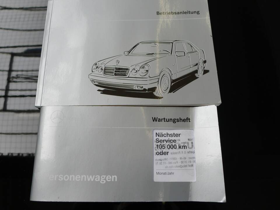 Image 4/33 of Mercedes-Benz E 230 (1995)