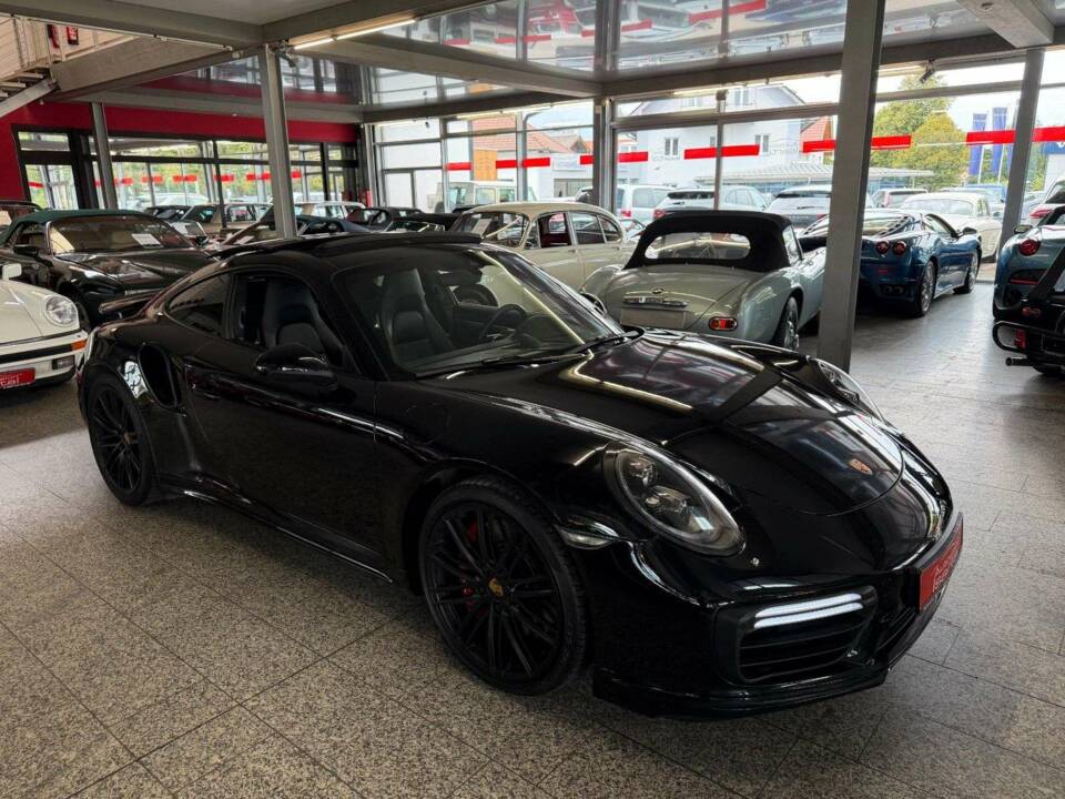 Bild 34/39 von Porsche 911 Turbo (2018)