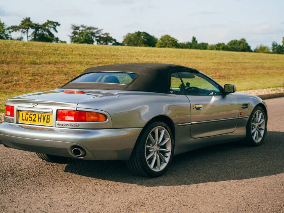 Bild 3/7 von Aston Martin DB 7 Vantage Volante (2002)