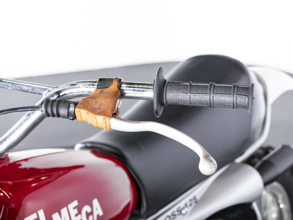 Image 38/45 of Gilera DUMMY (1974)