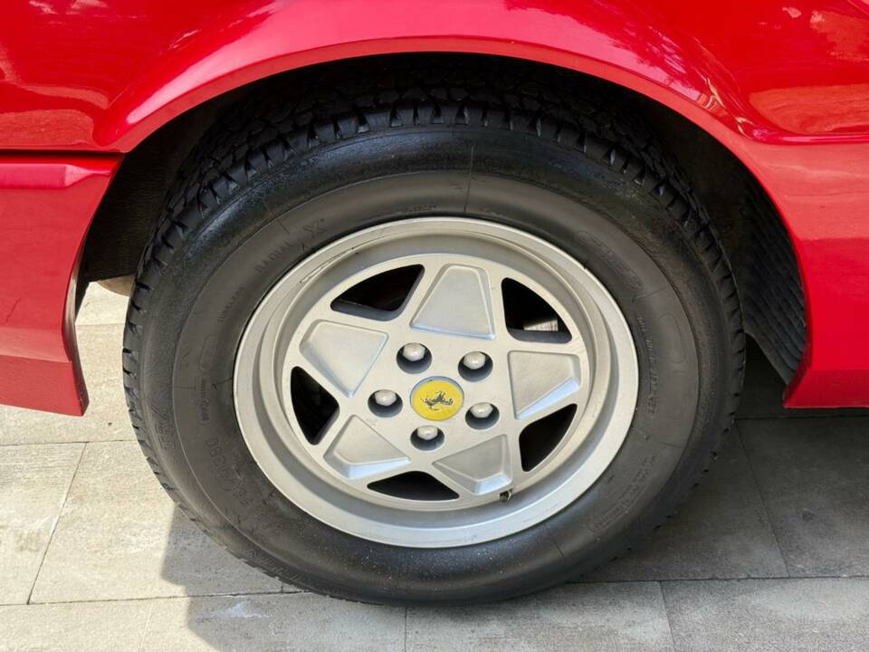 Image 48/50 of Ferrari Mondial 3.2 (1988)