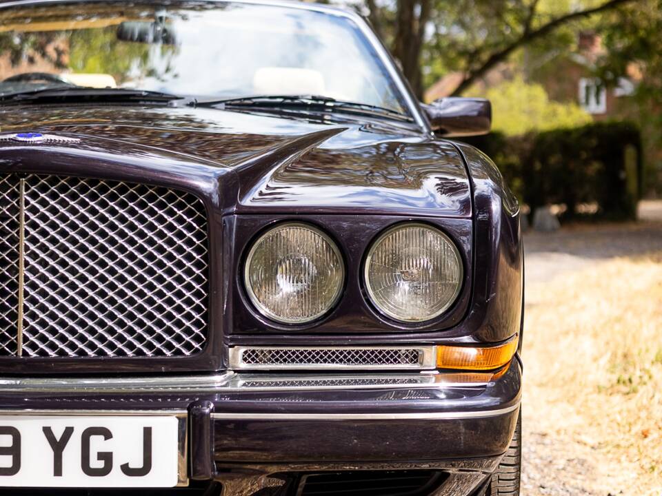 Bild 37/50 von Bentley Azure (1997)