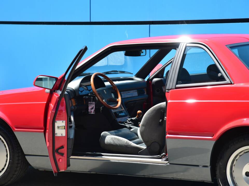 Bild 2/16 von Maserati Karif (1989)
