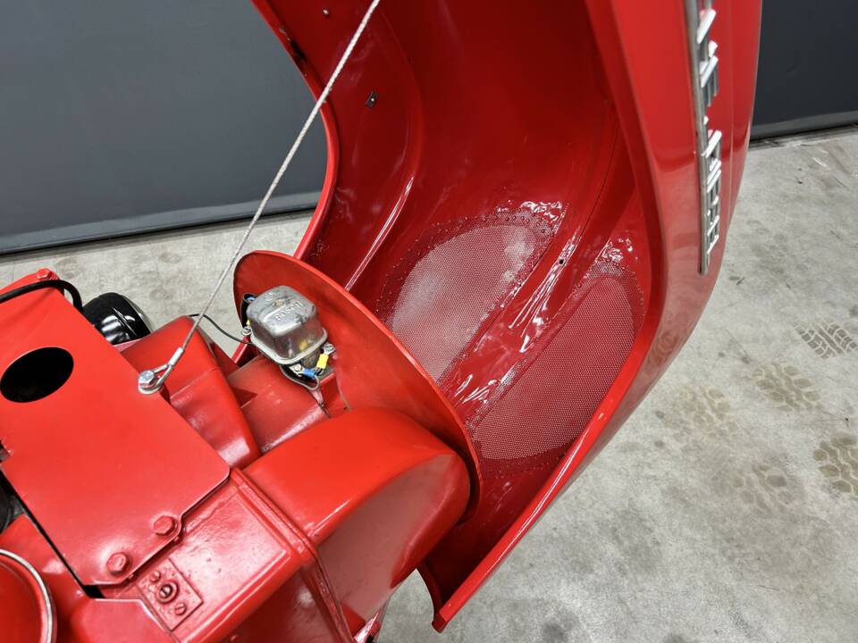 Image 41/50 of Porsche-Diesel Super Export 329 (1962)