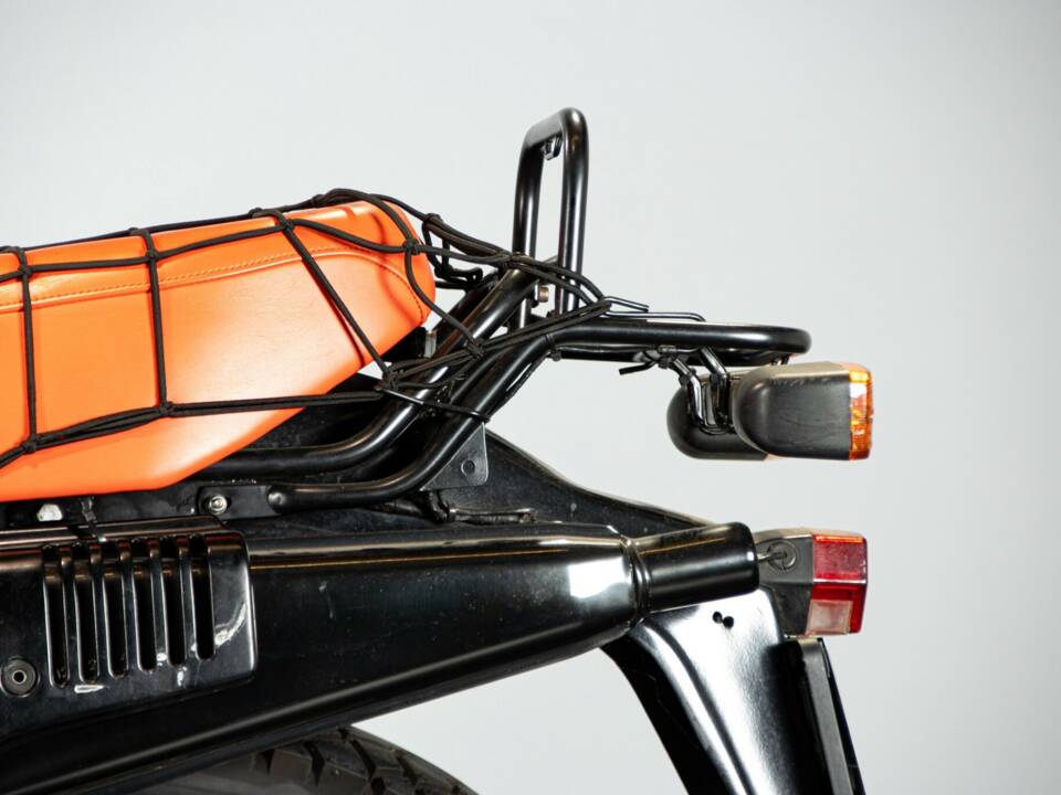 Image 18/50 of BMW R 80 GS (1983)