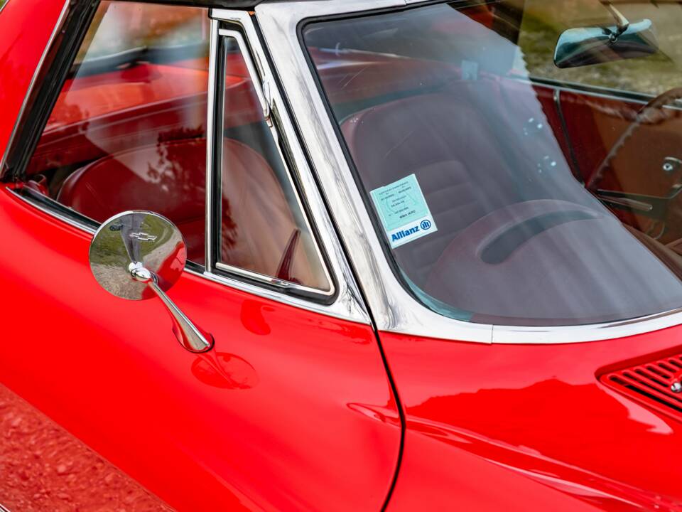 Image 25/64 of Chevrolet Corvette Sting Ray Convertible (1964)