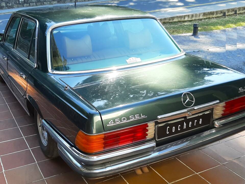 Immagine 7/21 di Mercedes-Benz 450 SEL 6,9 (1976)