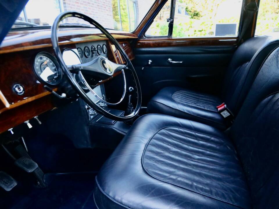 Immagine 36/50 di Jaguar Mk II 3.4 (1966)