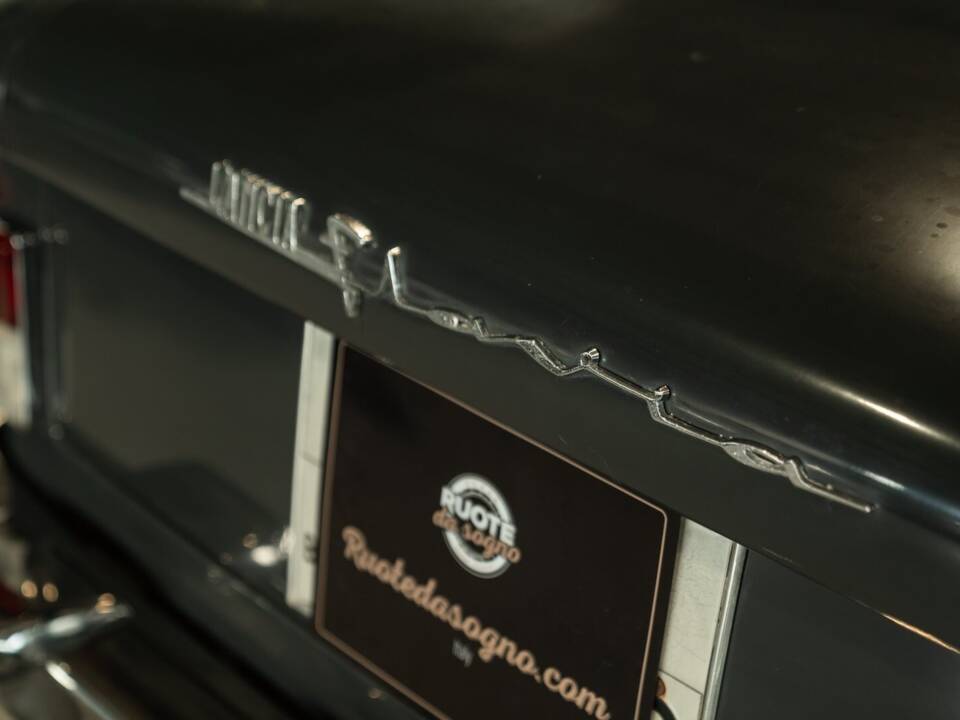 Image 22/43 de Lancia Flavia 1500 (1967)