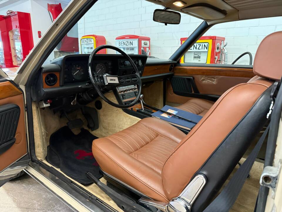 Image 7/17 de FIAT 130 Coupé (1972)