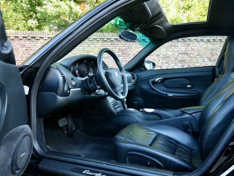 Image 49/50 of Porsche 911 Turbo (2002)
