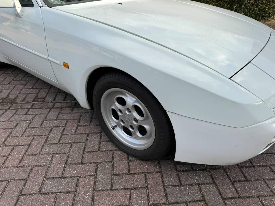 Bild 42/45 von Porsche 944 Turbo (1985)