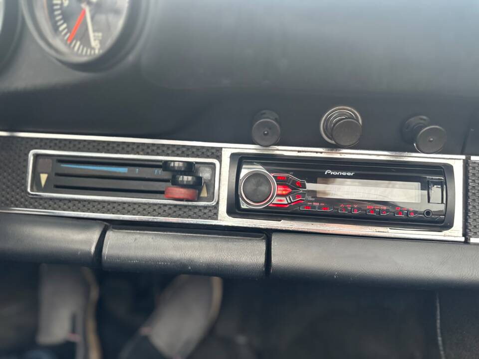 Image 30/46 of Porsche 911 2.2 T (1969)