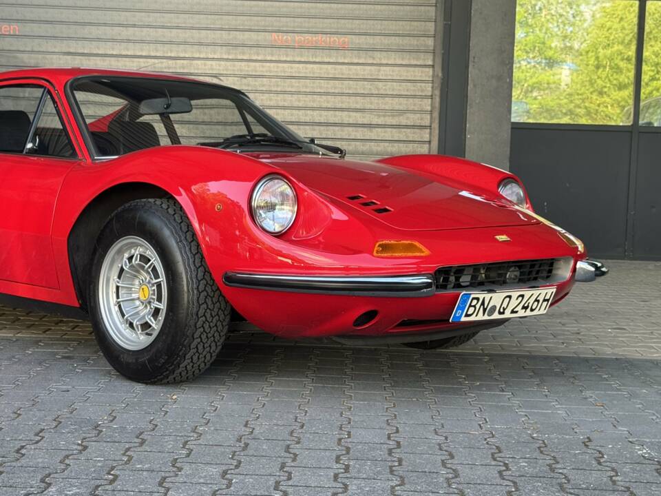 Image 30/35 of Ferrari Dino 246 GT (1968)