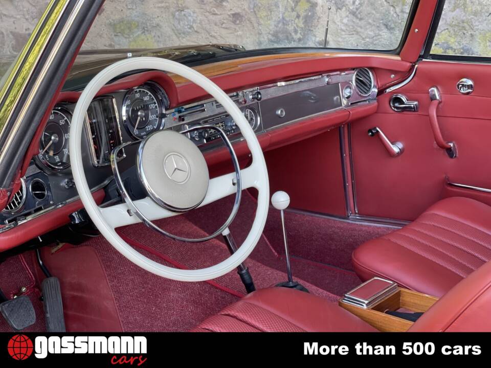 Image 13/15 of Mercedes-Benz 230 SL (1964)
