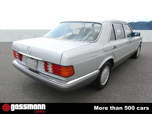 Bild 8/15 von Mercedes-Benz 560 SEL (1990)