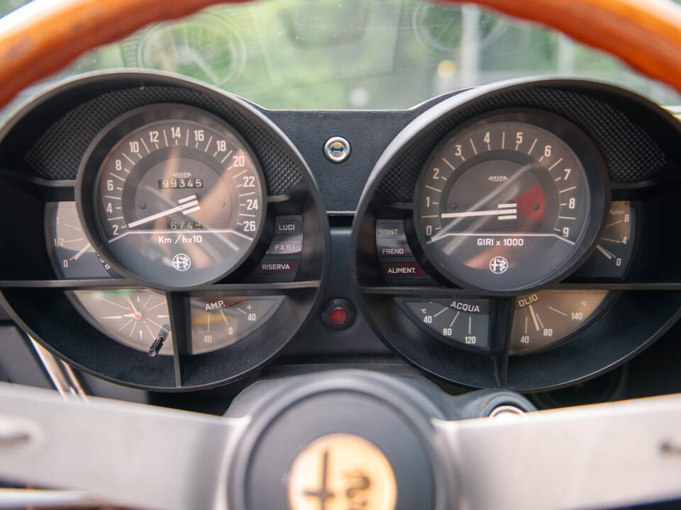 Imagen 20/27 de Alfa Romeo Montreal (1972)