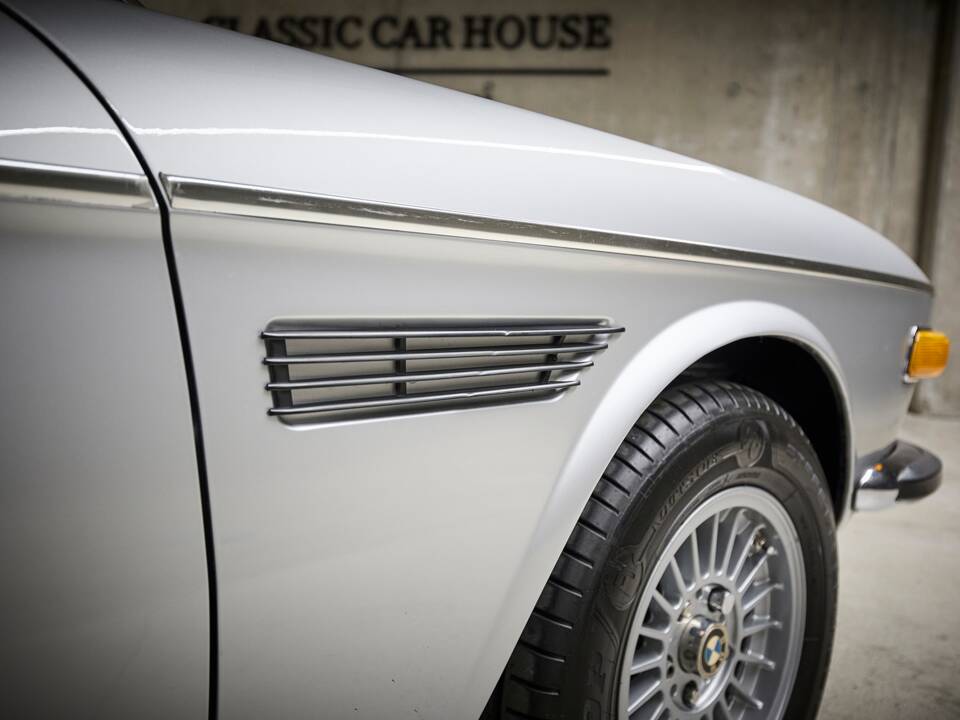 Image 42/100 of BMW 3.0 CSi (1973)