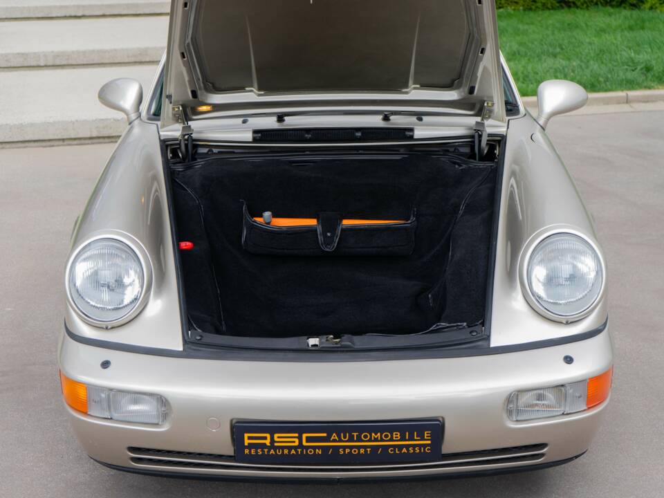 Bild 29/31 von Porsche 911 Carrera 4 (1990)