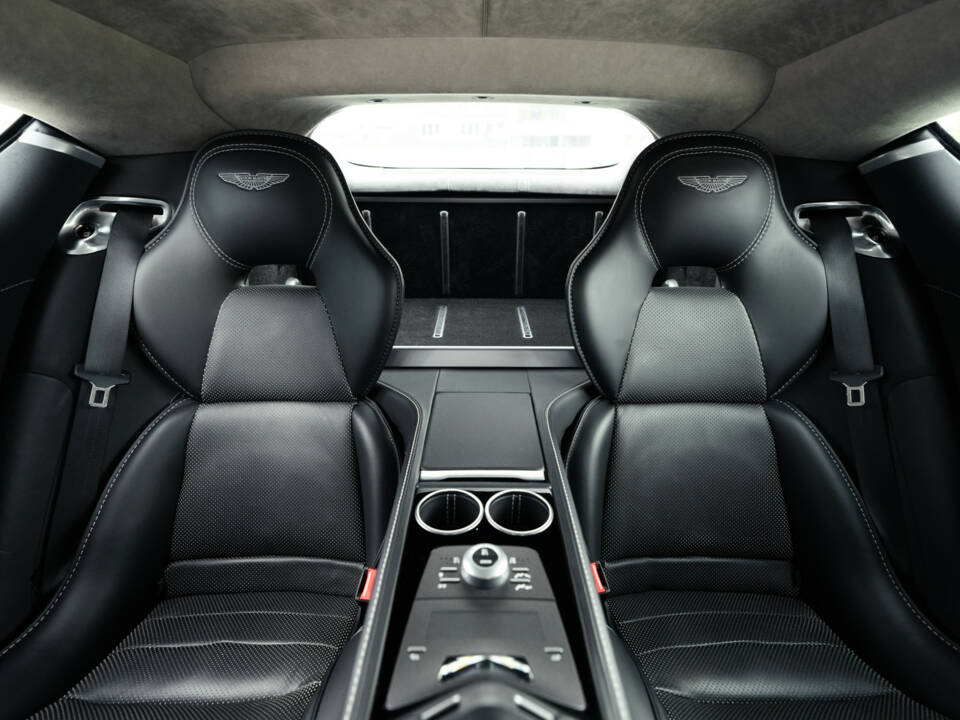 Image 9/35 of Aston Martin Rapide S (2014)