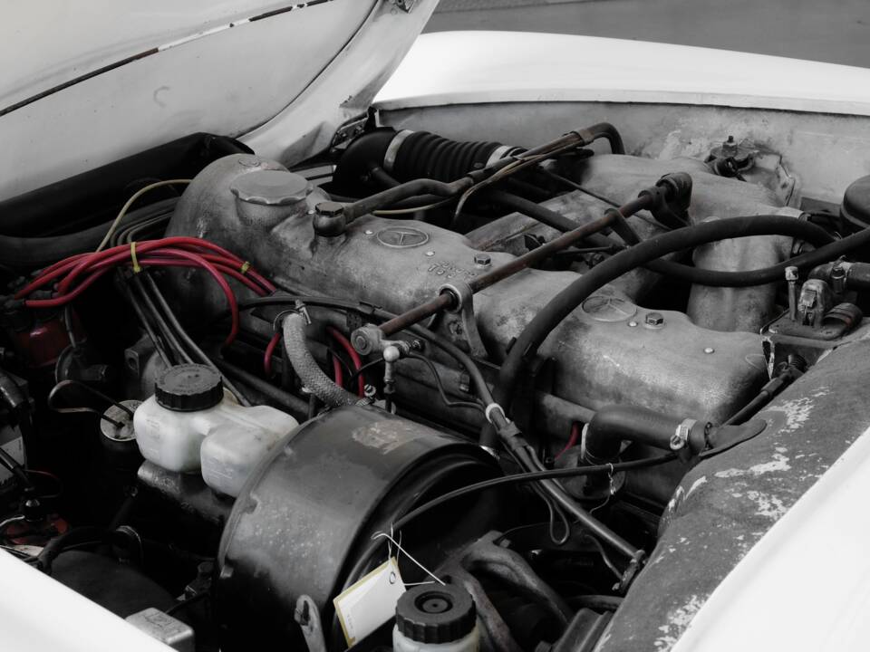 Afbeelding 32/40 van Mercedes-Benz 230 SL (1964)