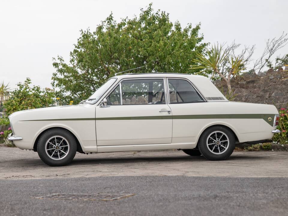 Image 28/41 de Ford Lotus Cortina (1970)