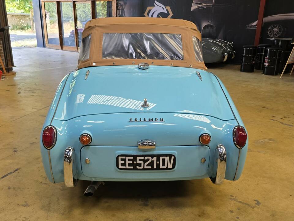 Image 2/50 of Triumph TR 3A (1959)
