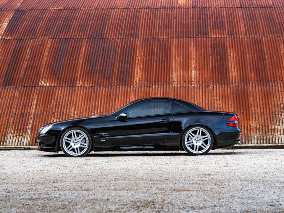 Image 7/47 of Mercedes-Benz SL 600 (2004)