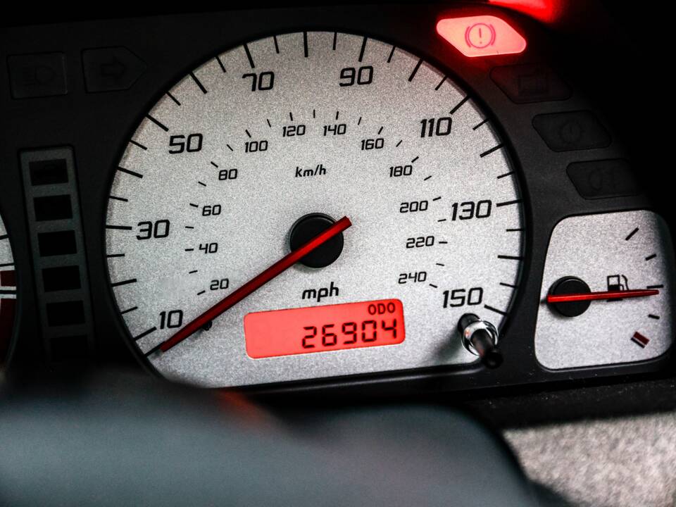 Image 24/37 of MG TF 135 (2005)