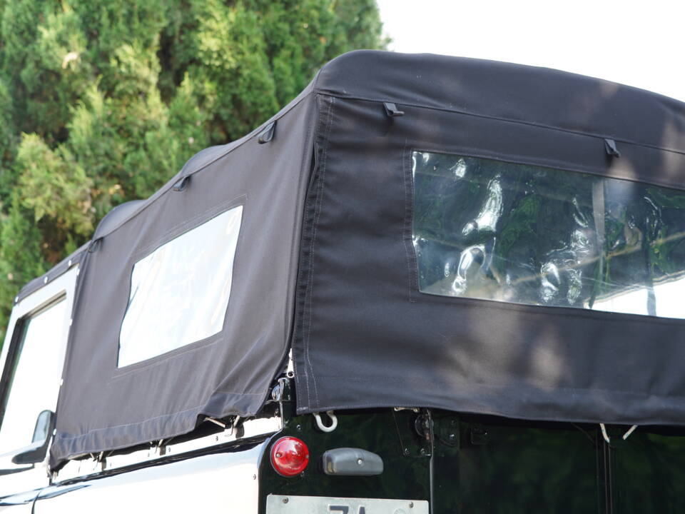 Bild 39/97 von Land Rover Defender 90 Td5 (2000)