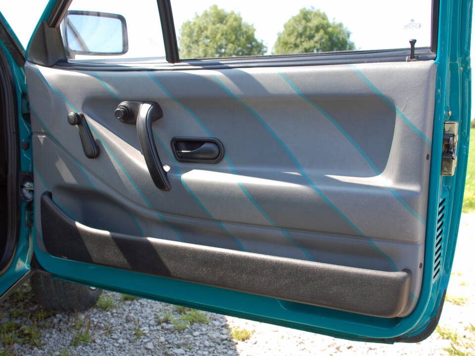 Image 15/25 of Volkswagen Polo II Coupe 1.3 (1991)